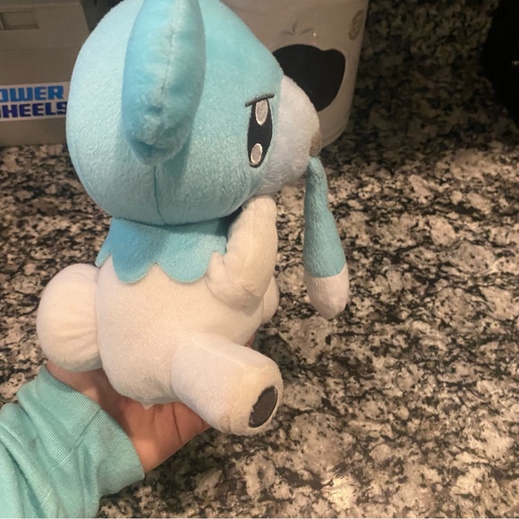 Pokemon Cubchoo TOMY 7” plush - Picture 5 of 8
